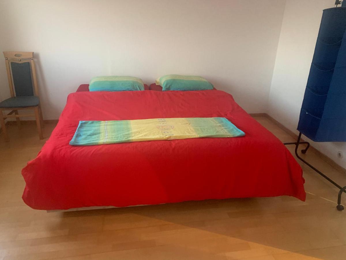 Sehr Schone Zimmer 1 In Wien Favoriten Bagian luar foto