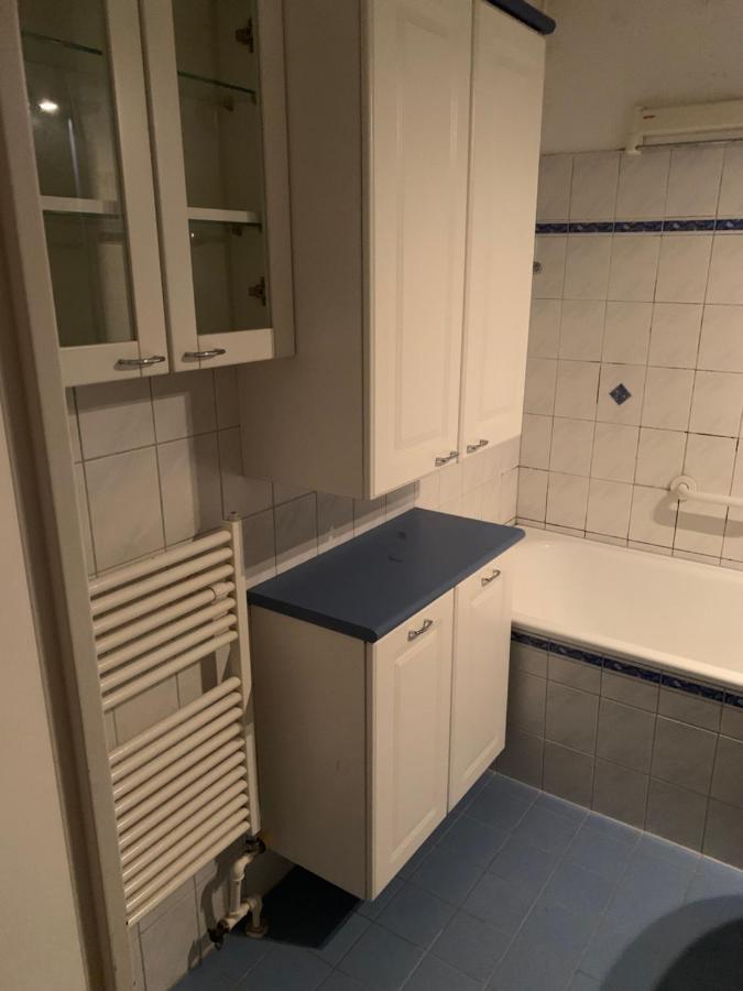 Sehr Schone Zimmer 1 In Wien Favoriten Bagian luar foto